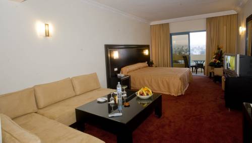 Фото Hotel Suisse