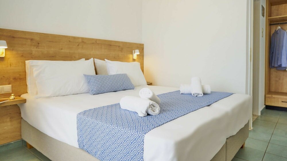 Фото Veneto Sea View Apartments