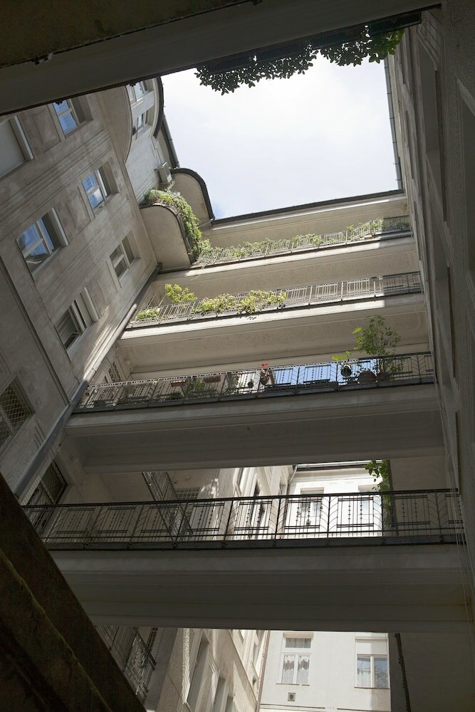 Фото Walk Inn Váci 42