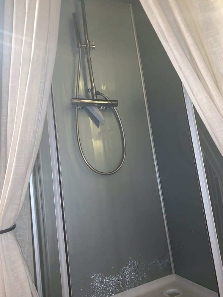 Фото Chambres D'hôte l'écureuil Proche de Mons, Pairi Daiza, à Côté de Spark'oh