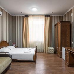 Фото Солнечный