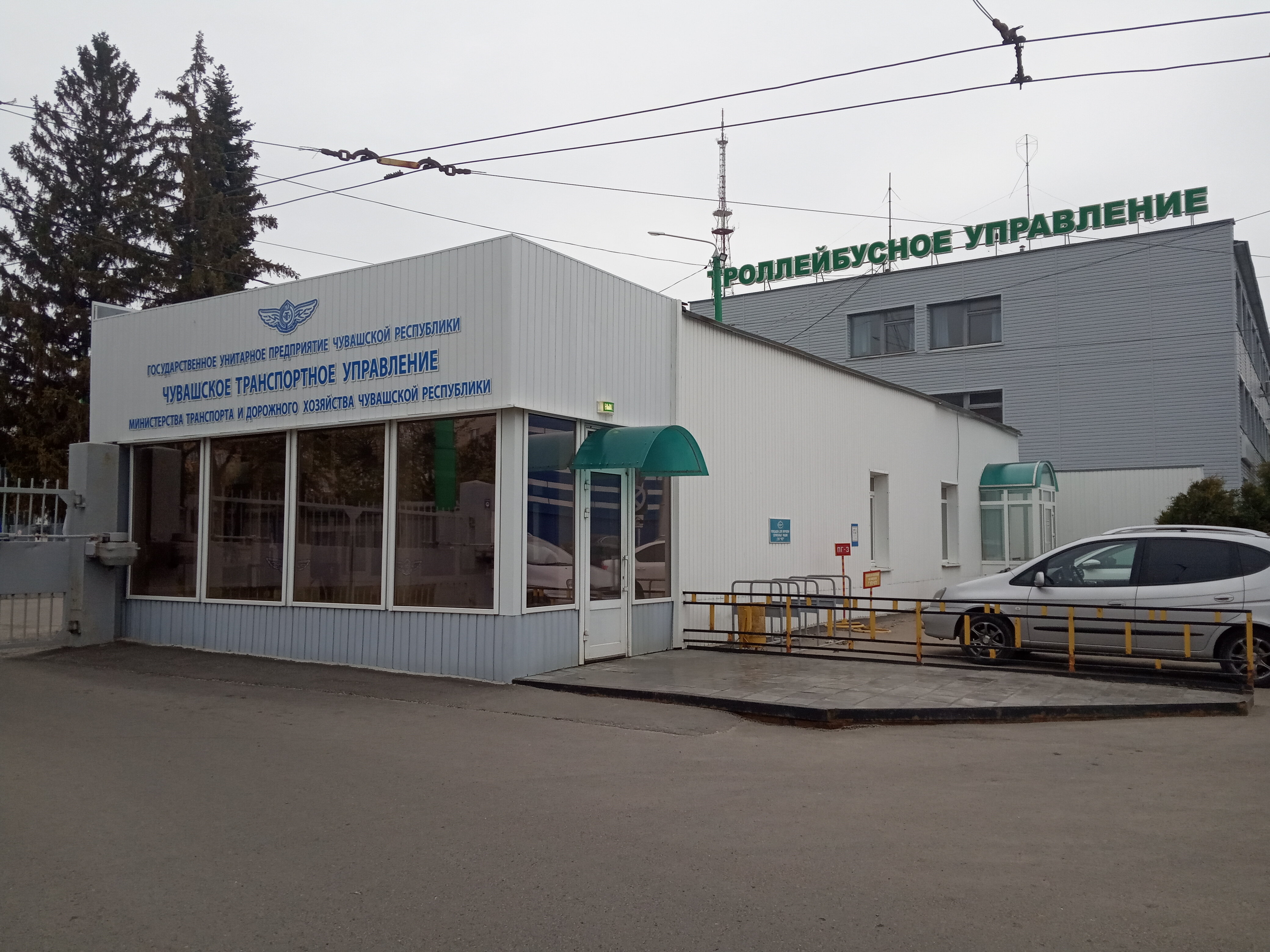 Бір топ кеуделі қыздармен жыныстық қатынас