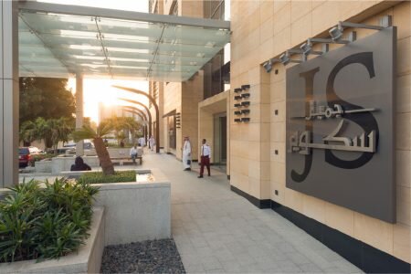 معلم جذب سياحي ساحة جميل ، جدة، صورة