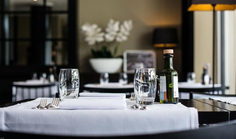 Фото Hotel Serwir