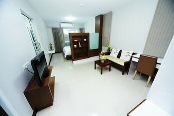 Фото Central place serviced apartment 1