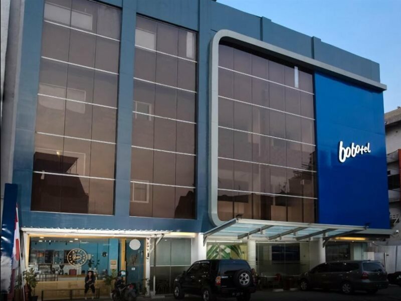 Фото Отель Bobotel Gatot Subroto Medan