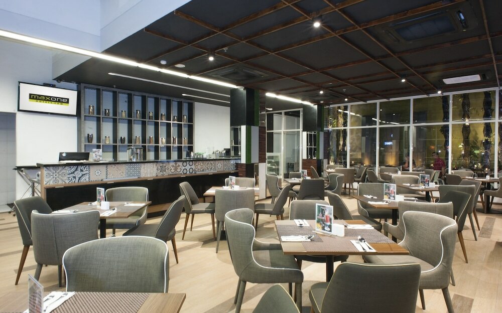 Фото MaxOneHotels at Dharmahusada - Surabaya