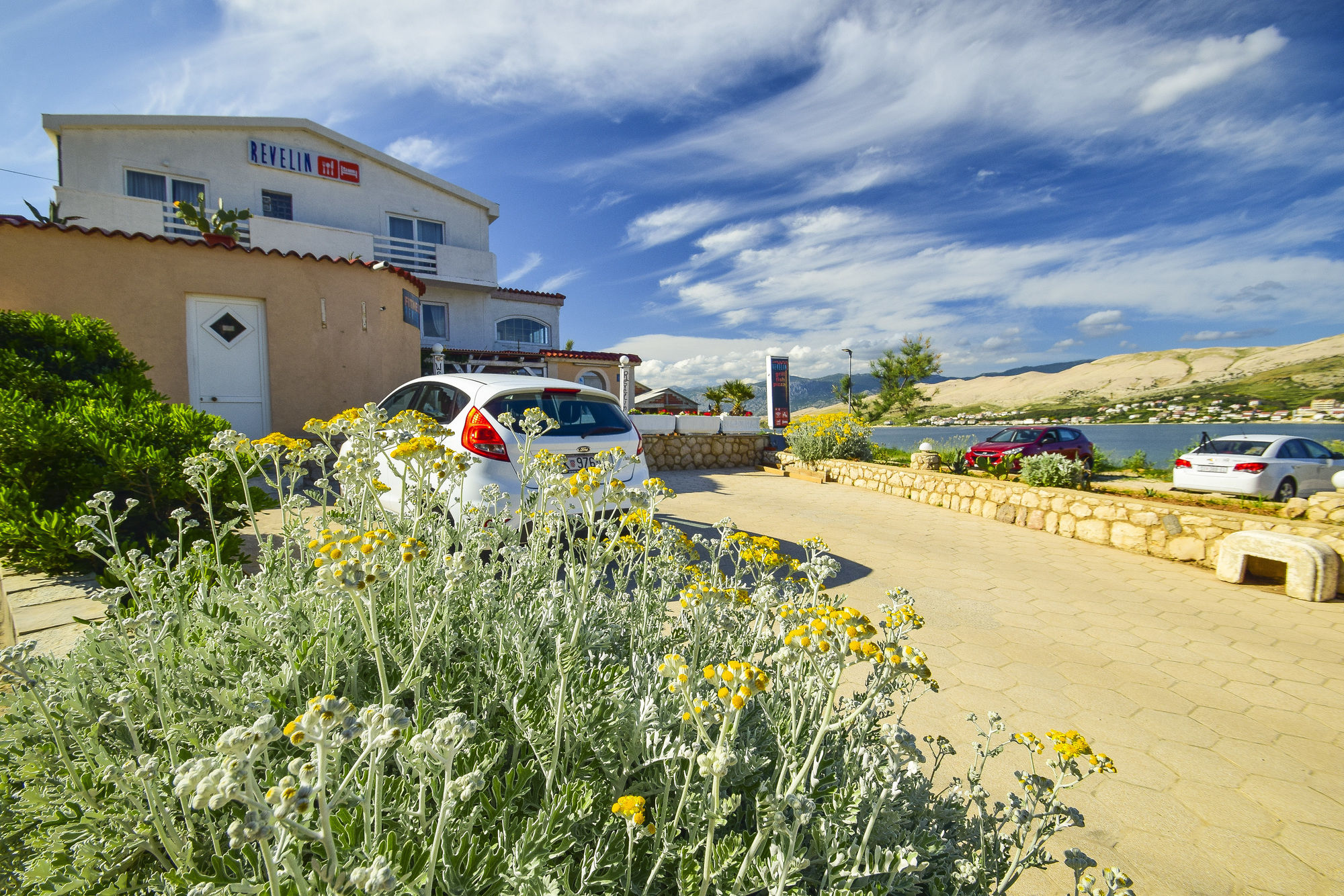 Фото Guest house Revelin