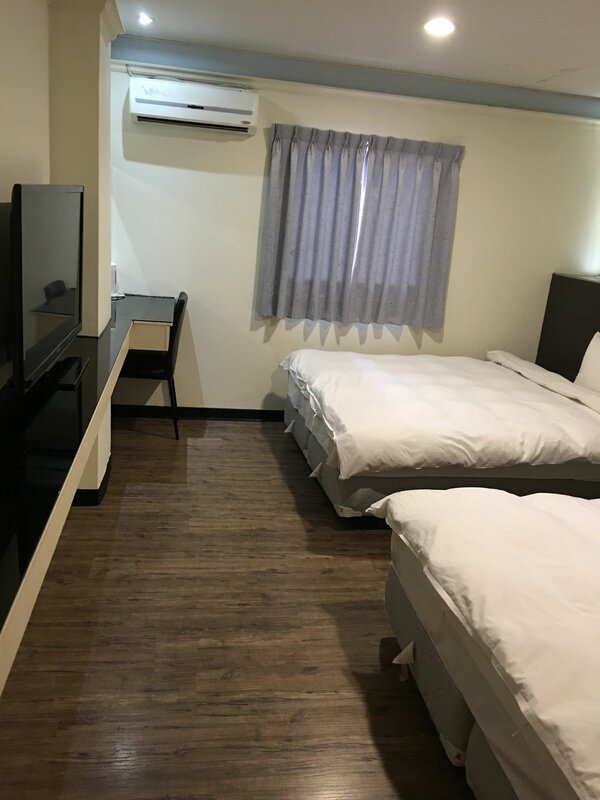 Гостиница Galaxy Hotel в Чжунли