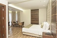 Фото Connaught Royale