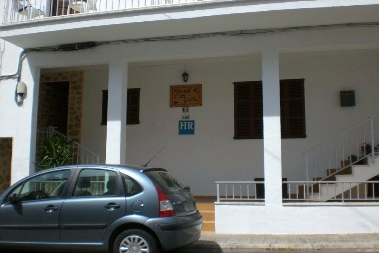 Фото Hostal Can Gallu