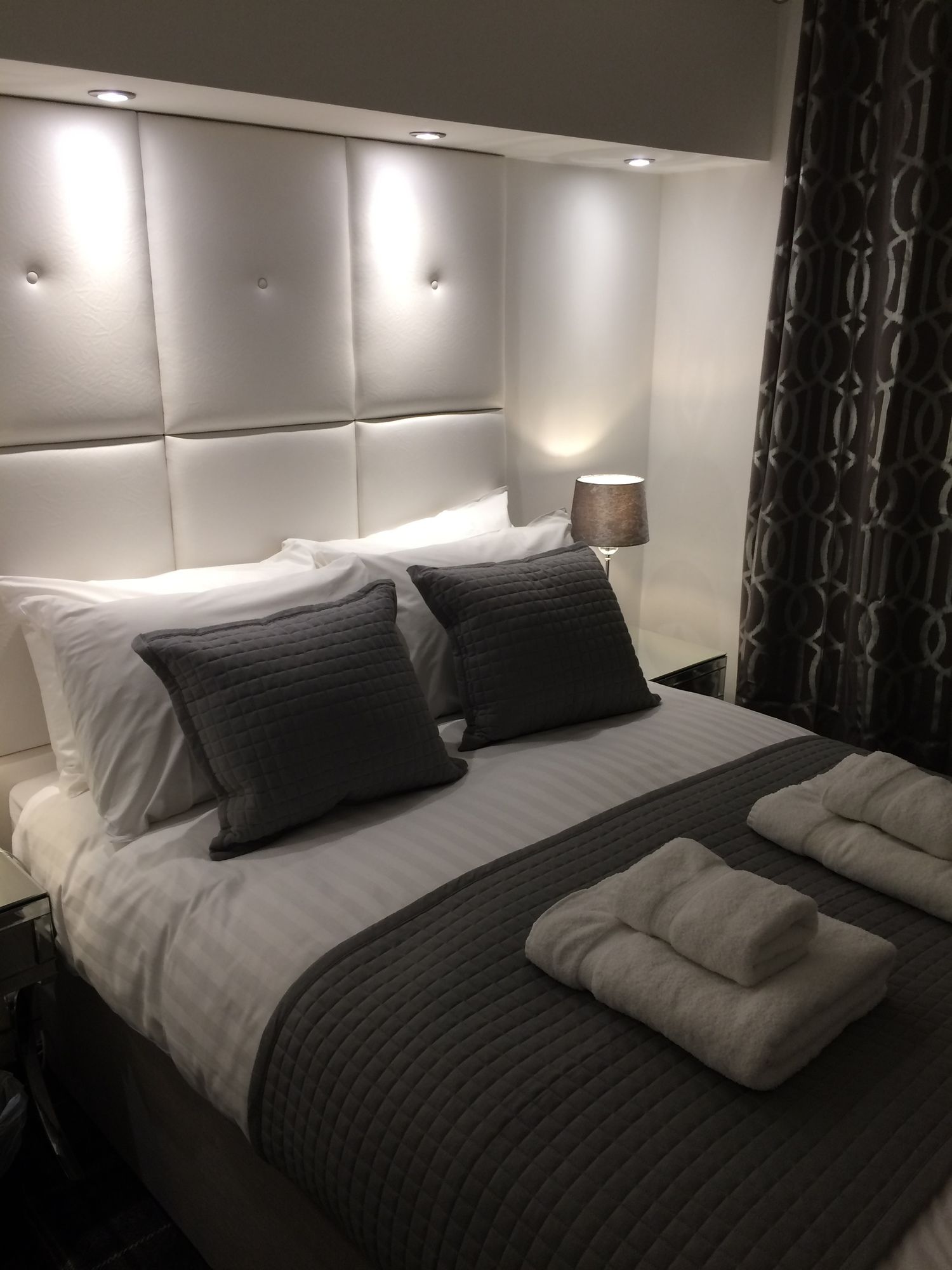 Фото Hanover 71 Suites