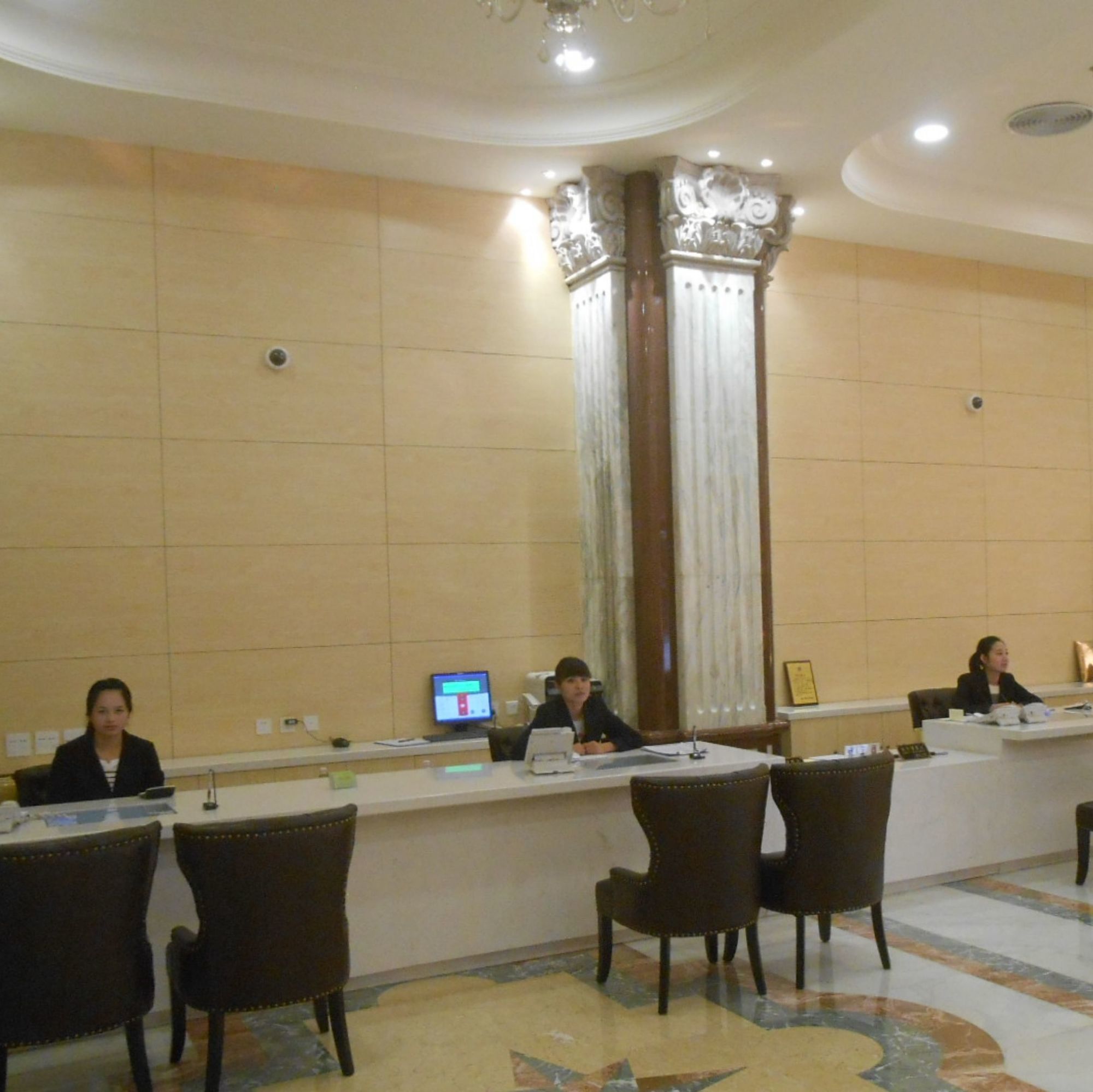 Фото Shanghai Lailai Hotel