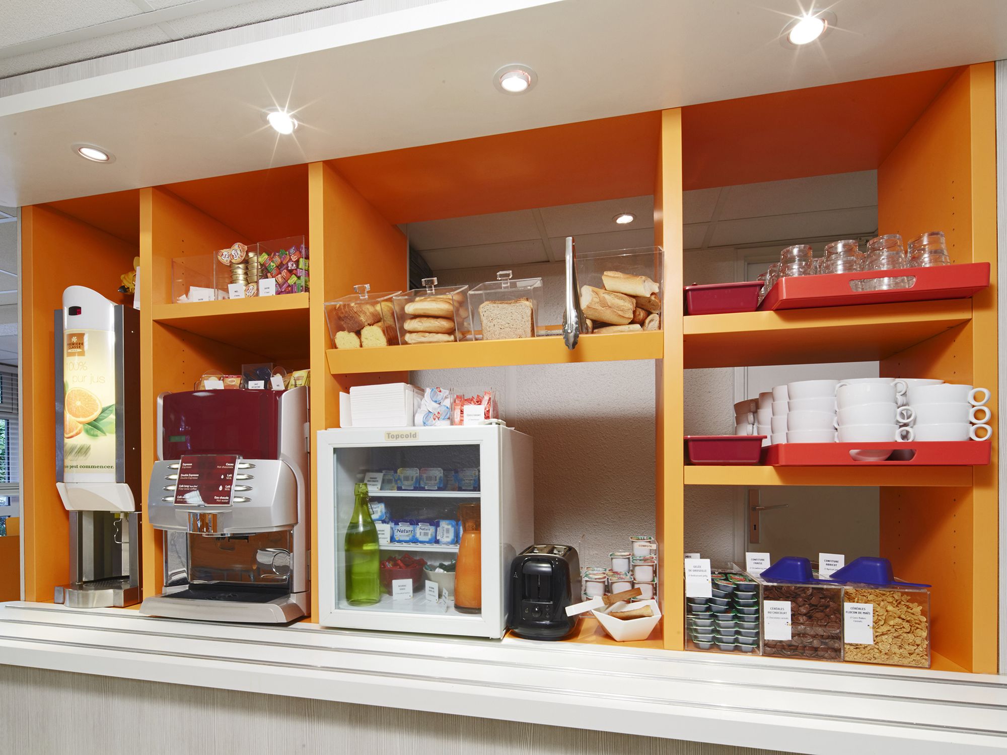 Фото Premiere Classe Blois Nord