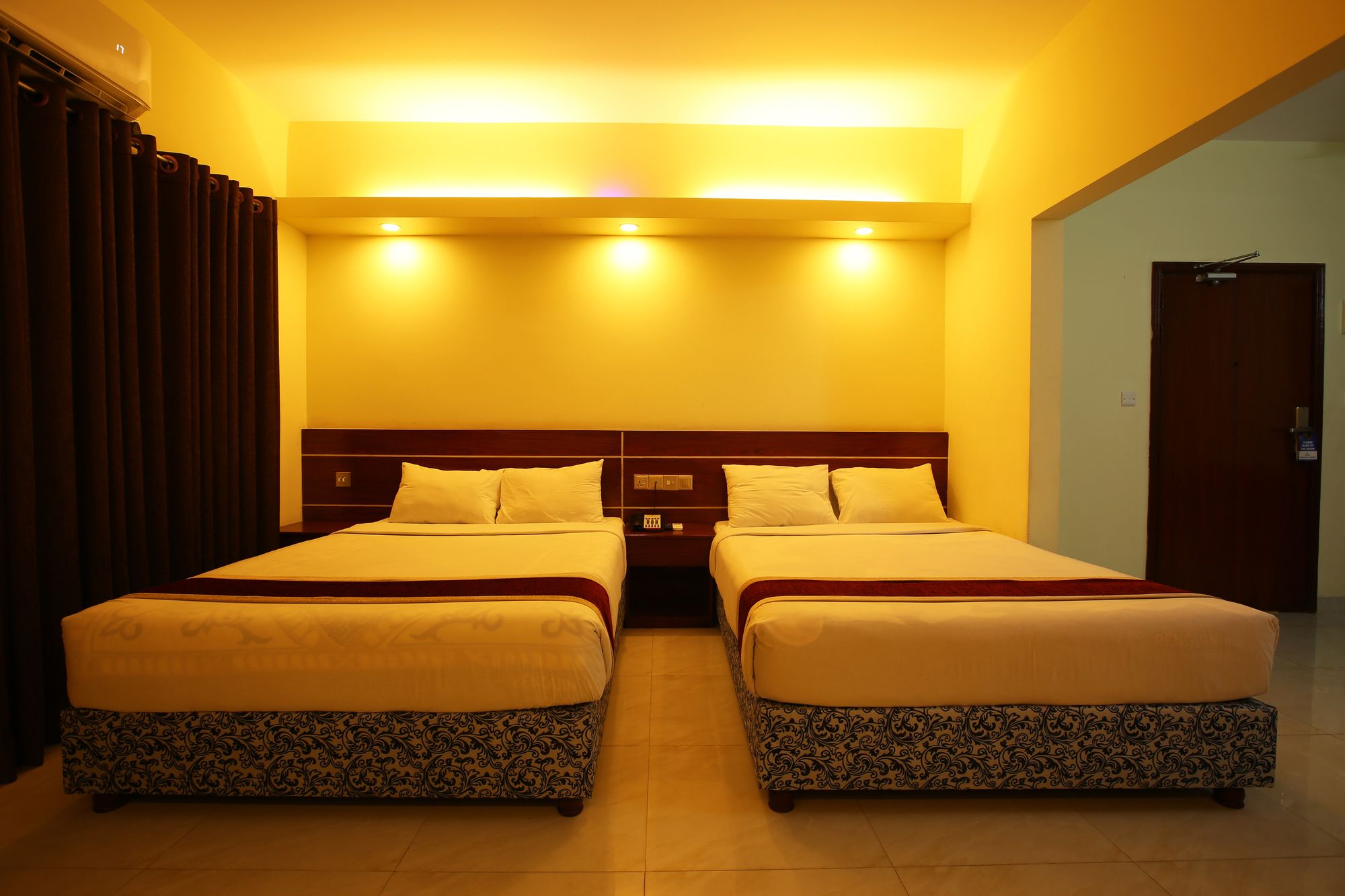 Фото The Cox Beach Resort