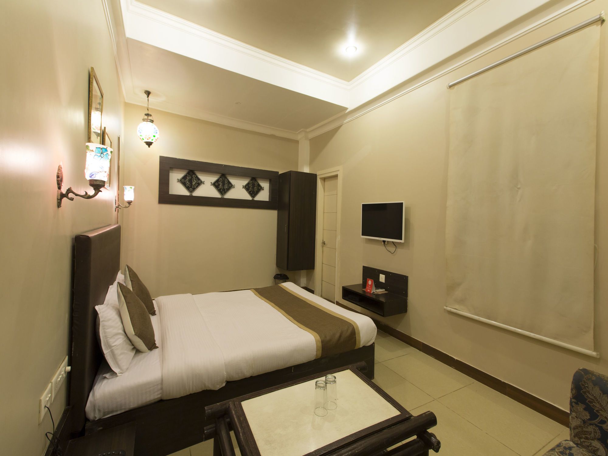 Фото Oyo 364 Hotel Dev Villas