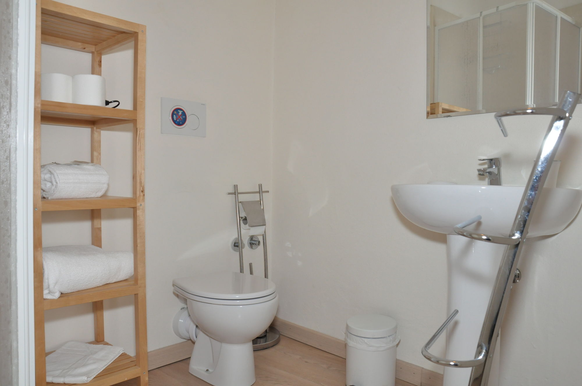 Фото At Home Bed and Breakfast