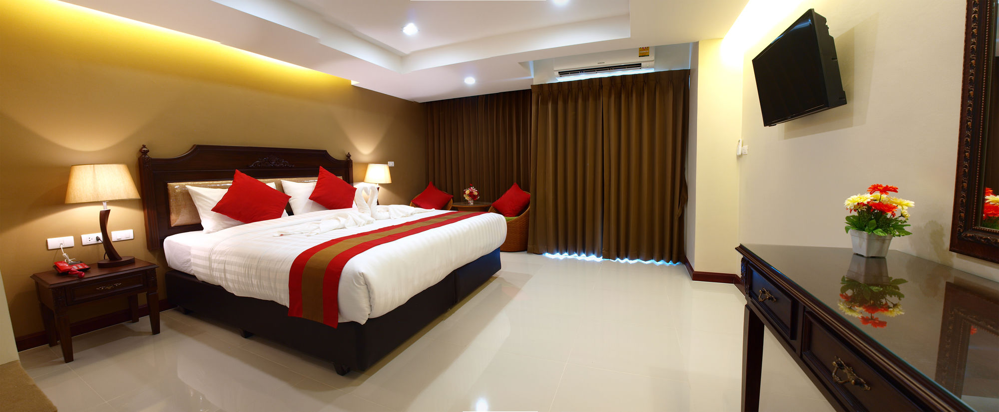 Фото V Residence Pattaya