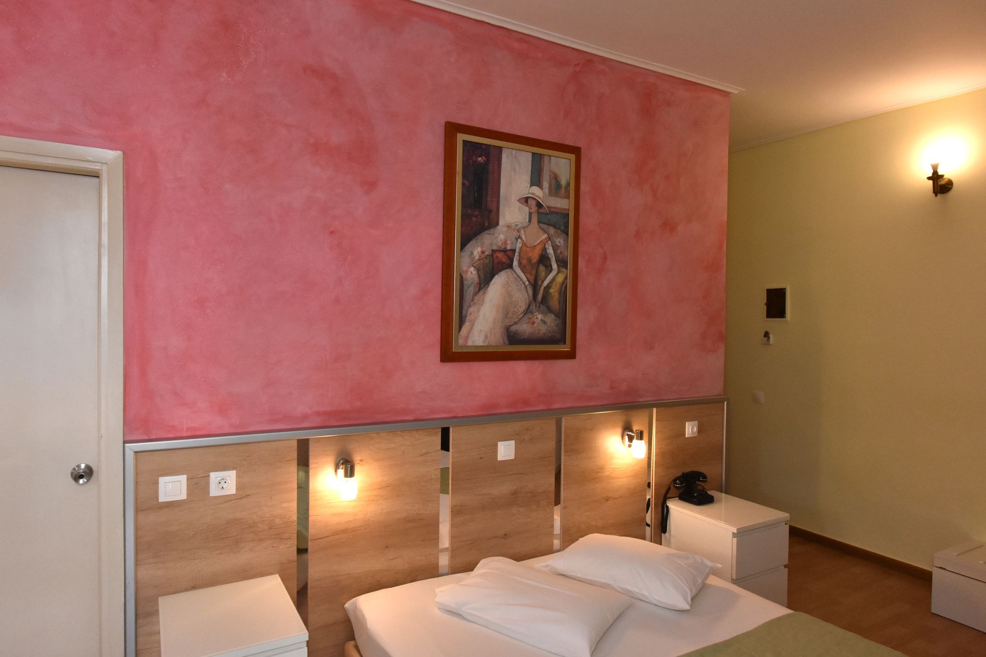 Фото Hotel Socrates
