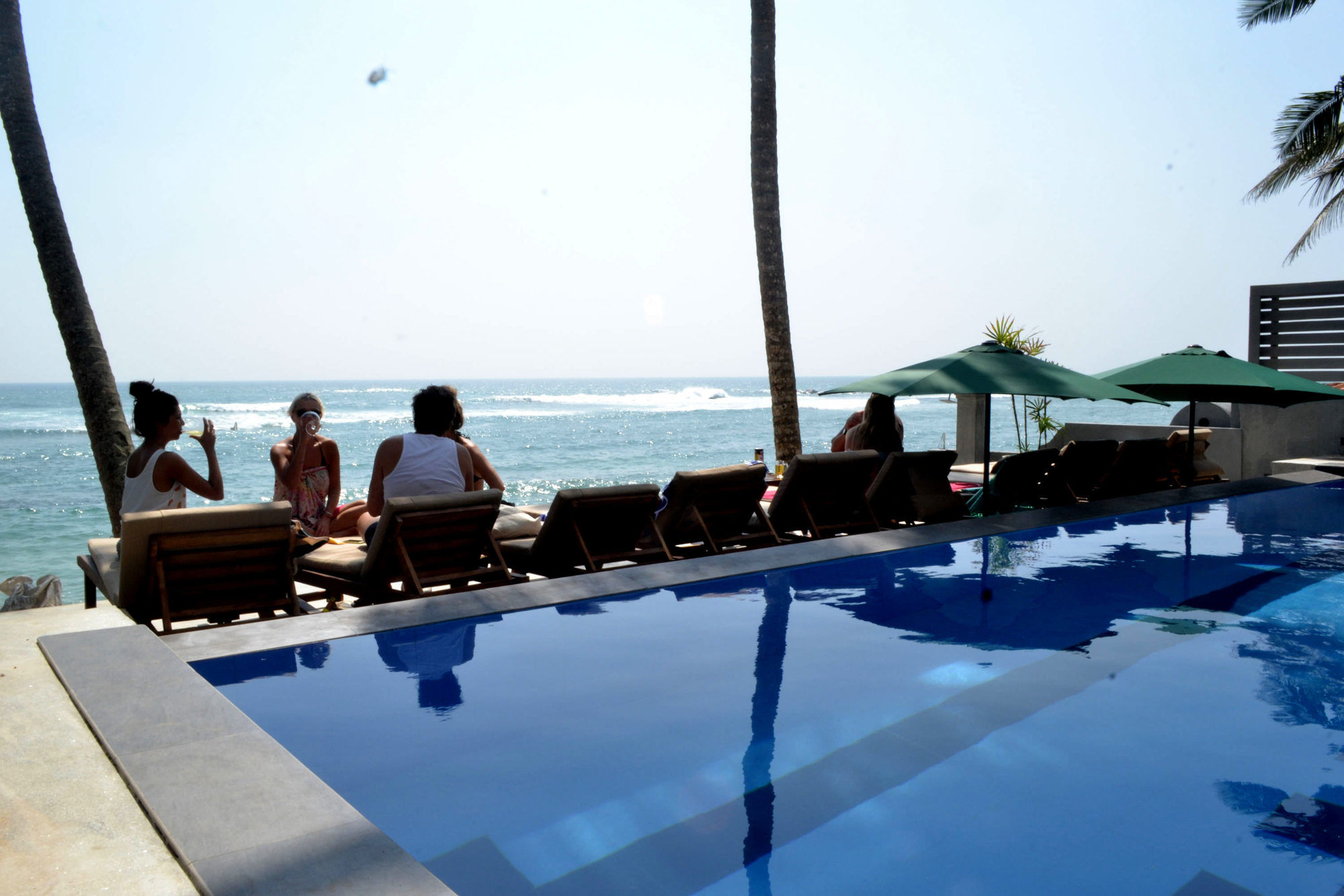 Фото Sea World Boutique Hotel