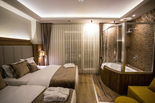 Гостиница Beyond Style Hotel в Бейоглу