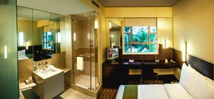 Гостиница Suncoast Hotel & Towers 