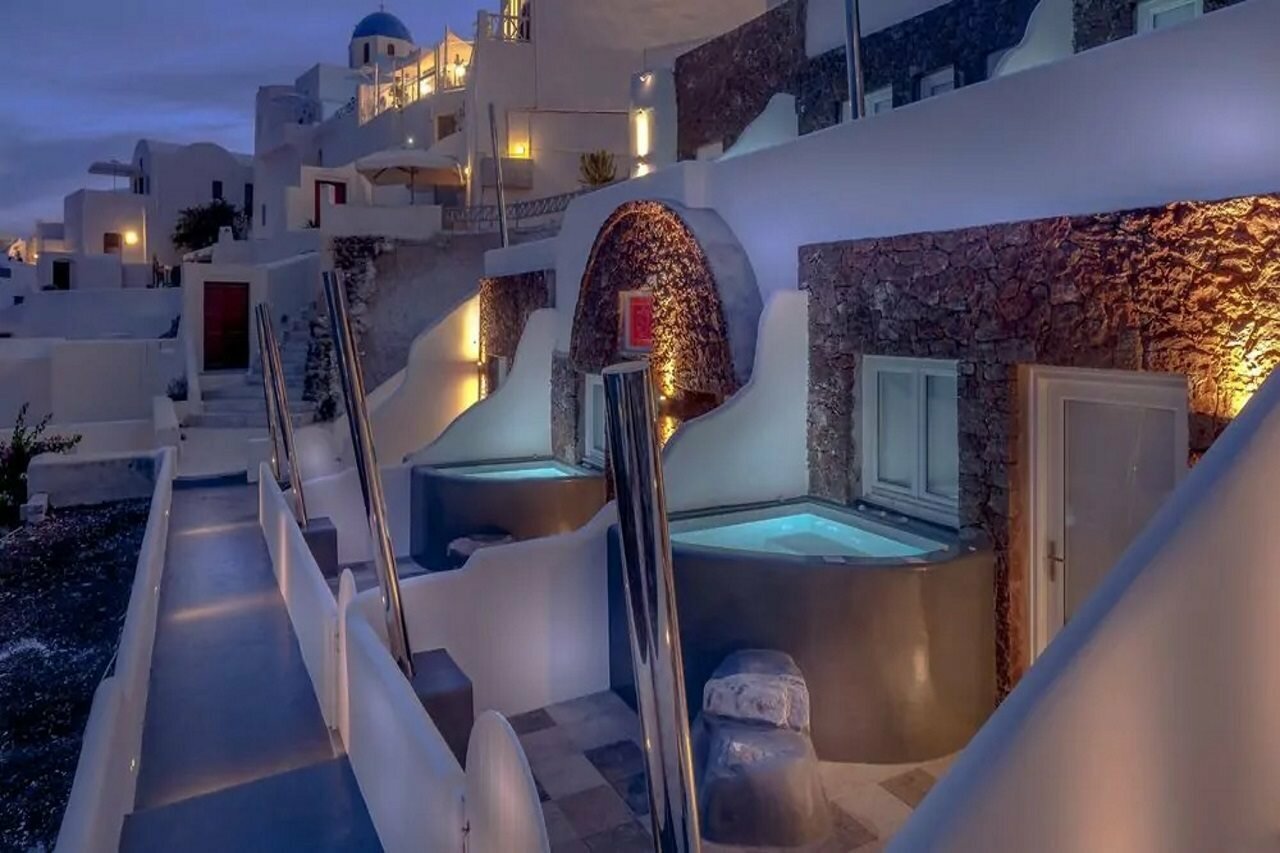 Фото Secret Legend Suites