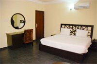 Фото Knightsbridge Hotel