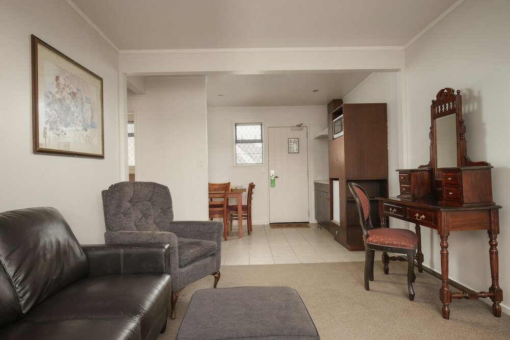 Фото The Surrey Hotel