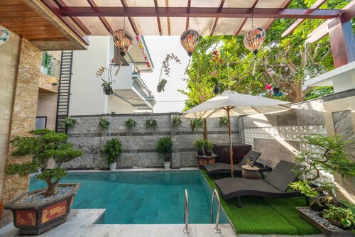 Гостиница The Lake Hoian Hotel в Хойане