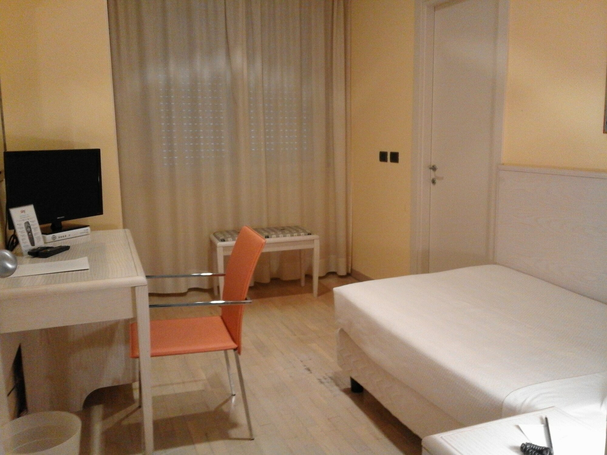 Фото Hotel Chiaraluna