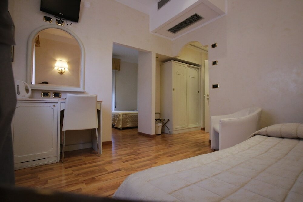 Фото Hotel Vienna Ostenda