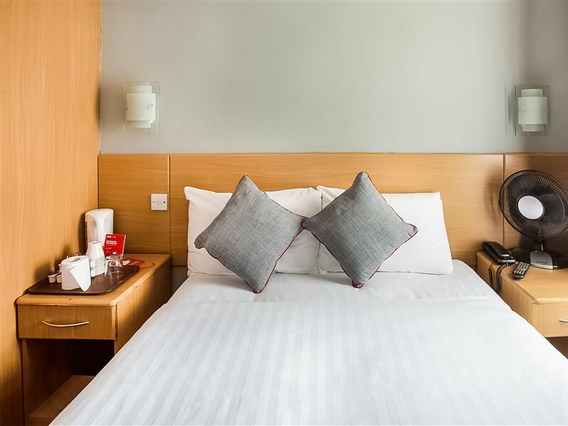 Фото Oyo London Guest House