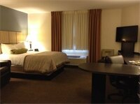 Фото Sonesta Simply Suites Detroit Ann Arbor