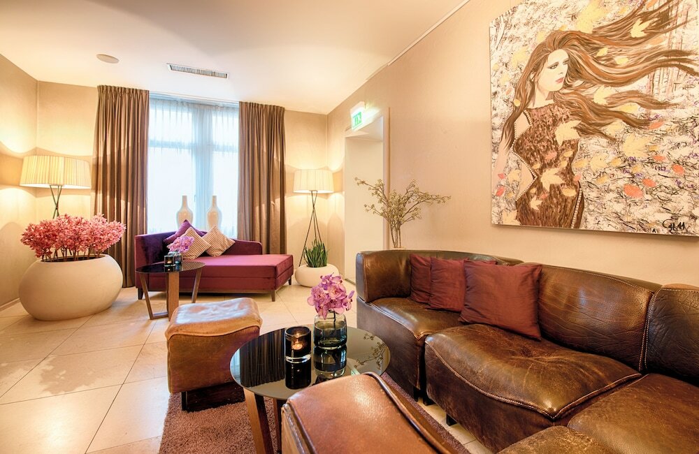 Фото Hotel Alden Splügenschloss Zürich - Leonardo Limited Edition