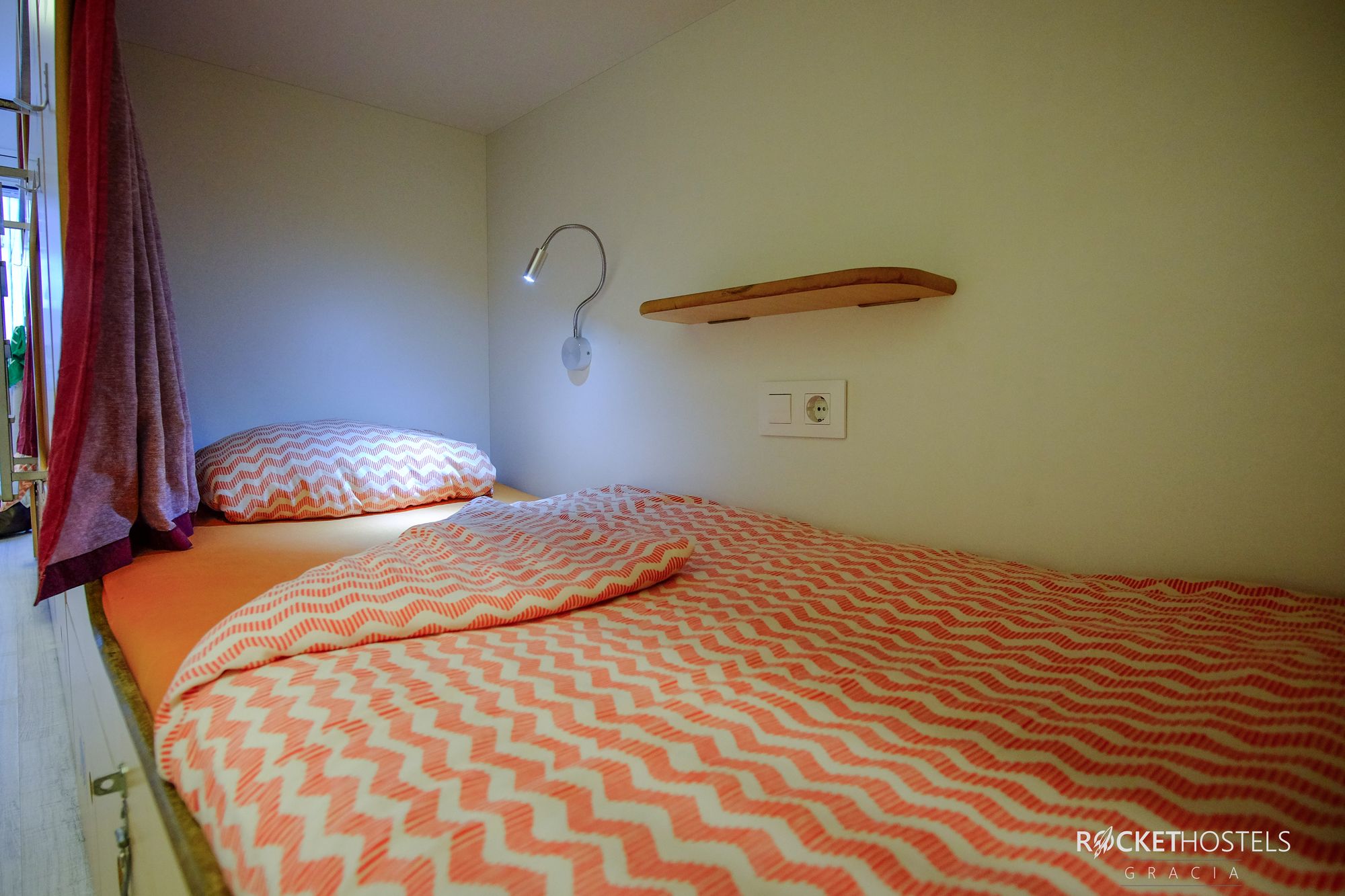 Фото Rocket Hostels Gracia