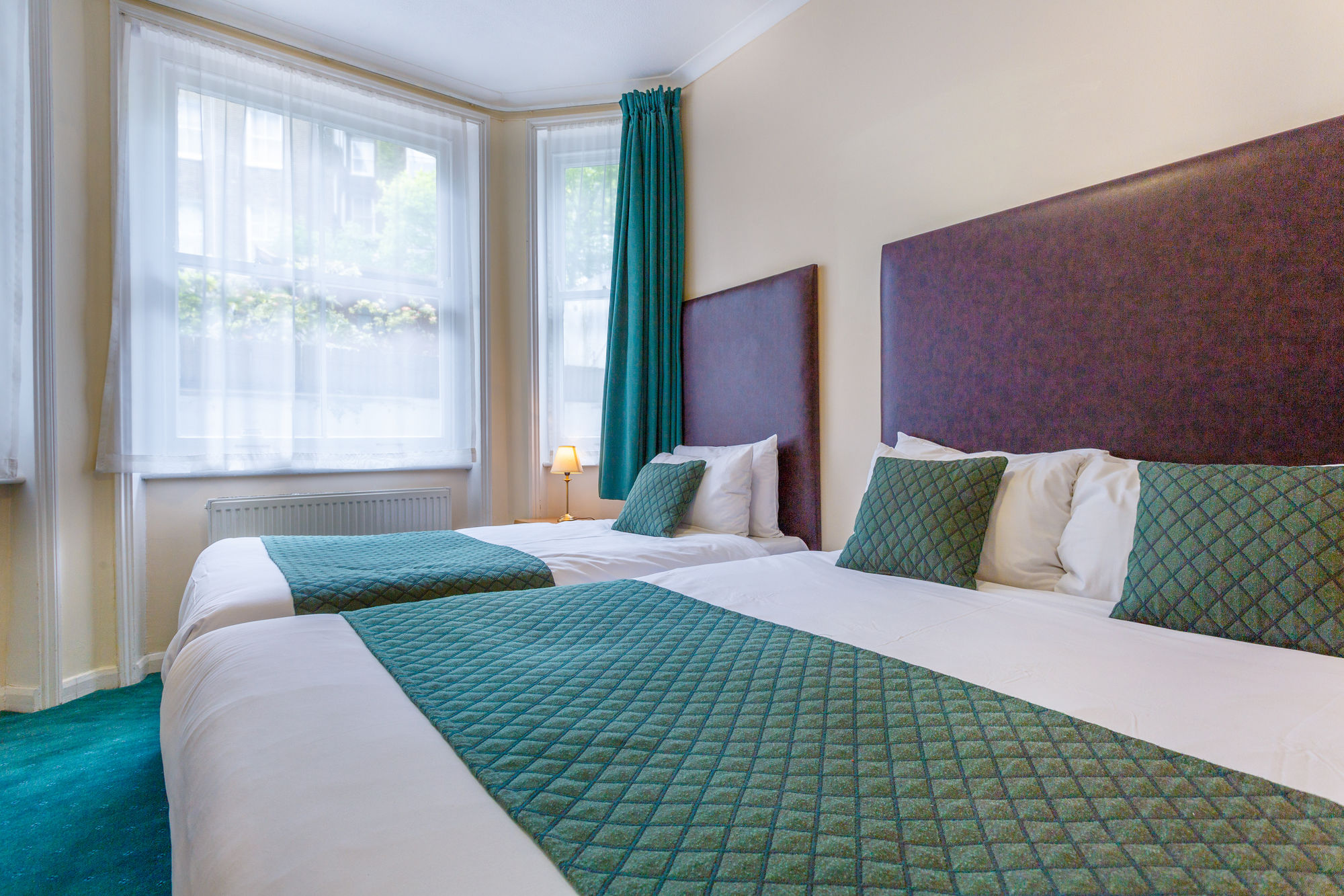 Фото London Town Hotel