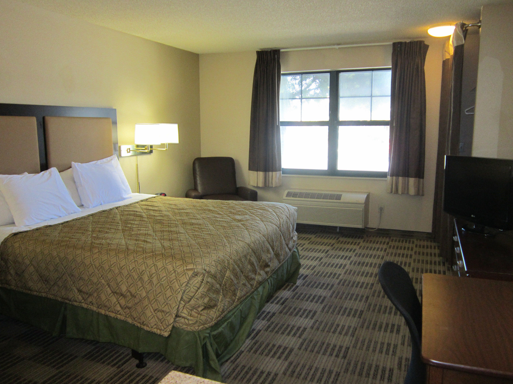 Фото Extended Stay America Suites Oakland Emeryville