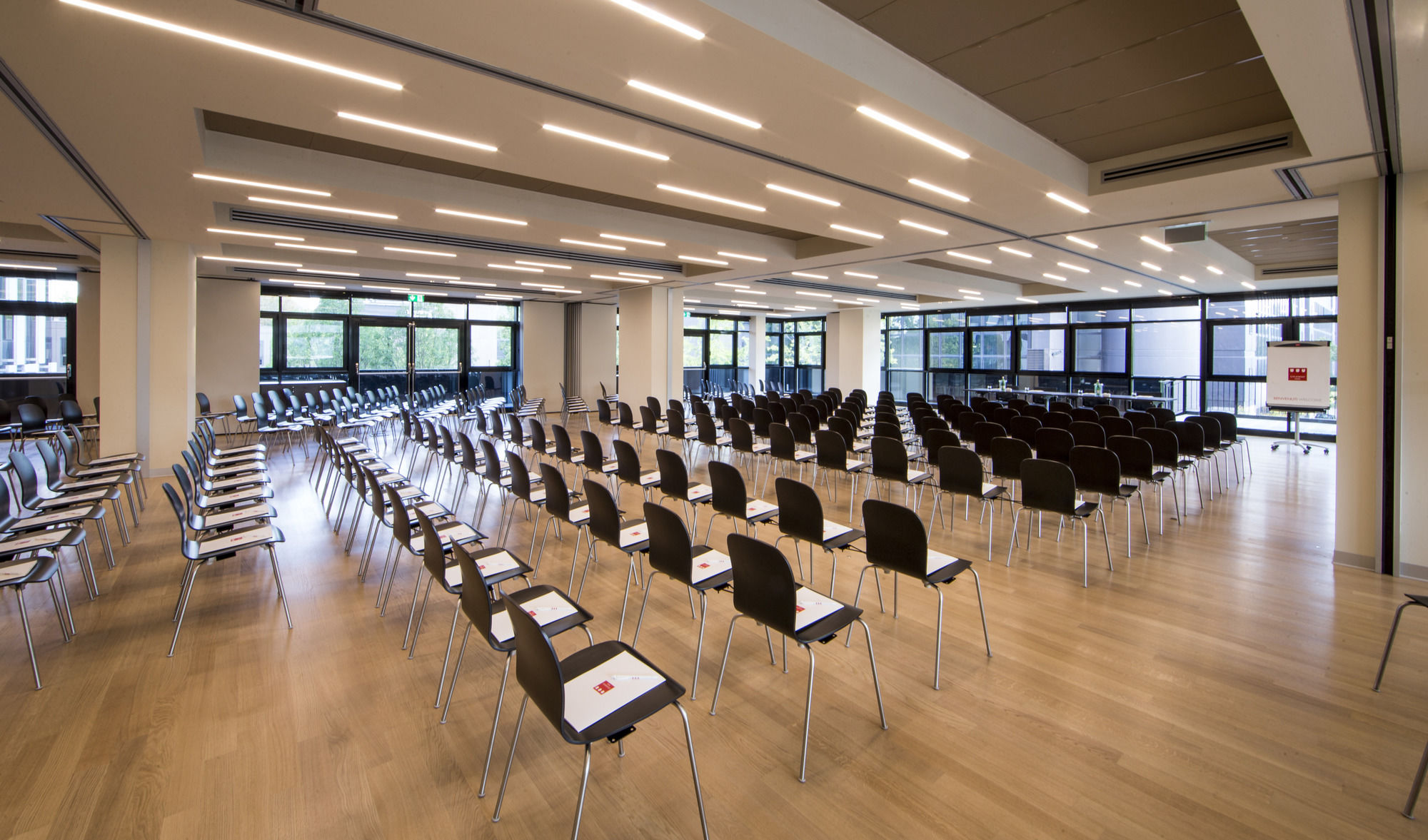 Фото Unahotels Bologna Fiera