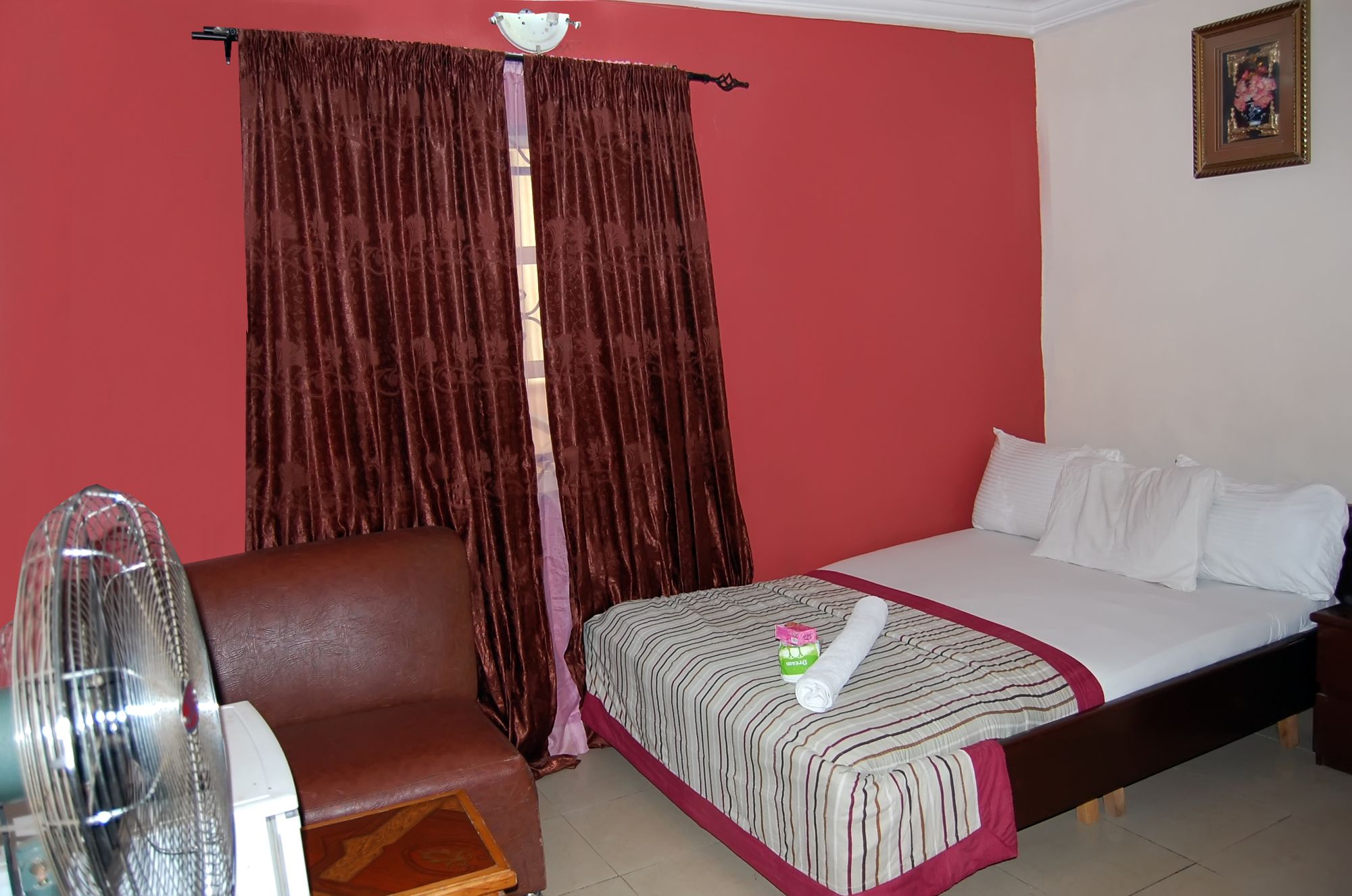 Фото HardRock Hotel and suites