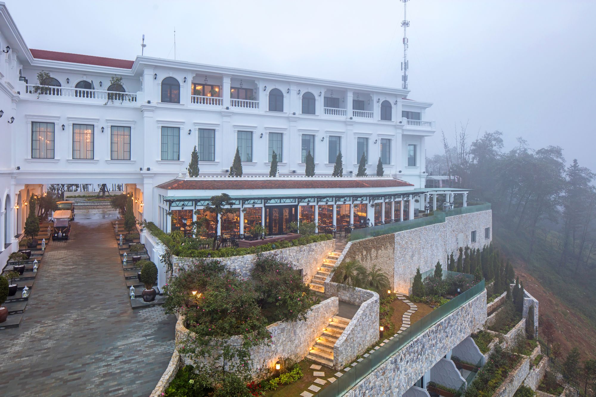 Фото Silk Path Grand Sapa Resort & Spa