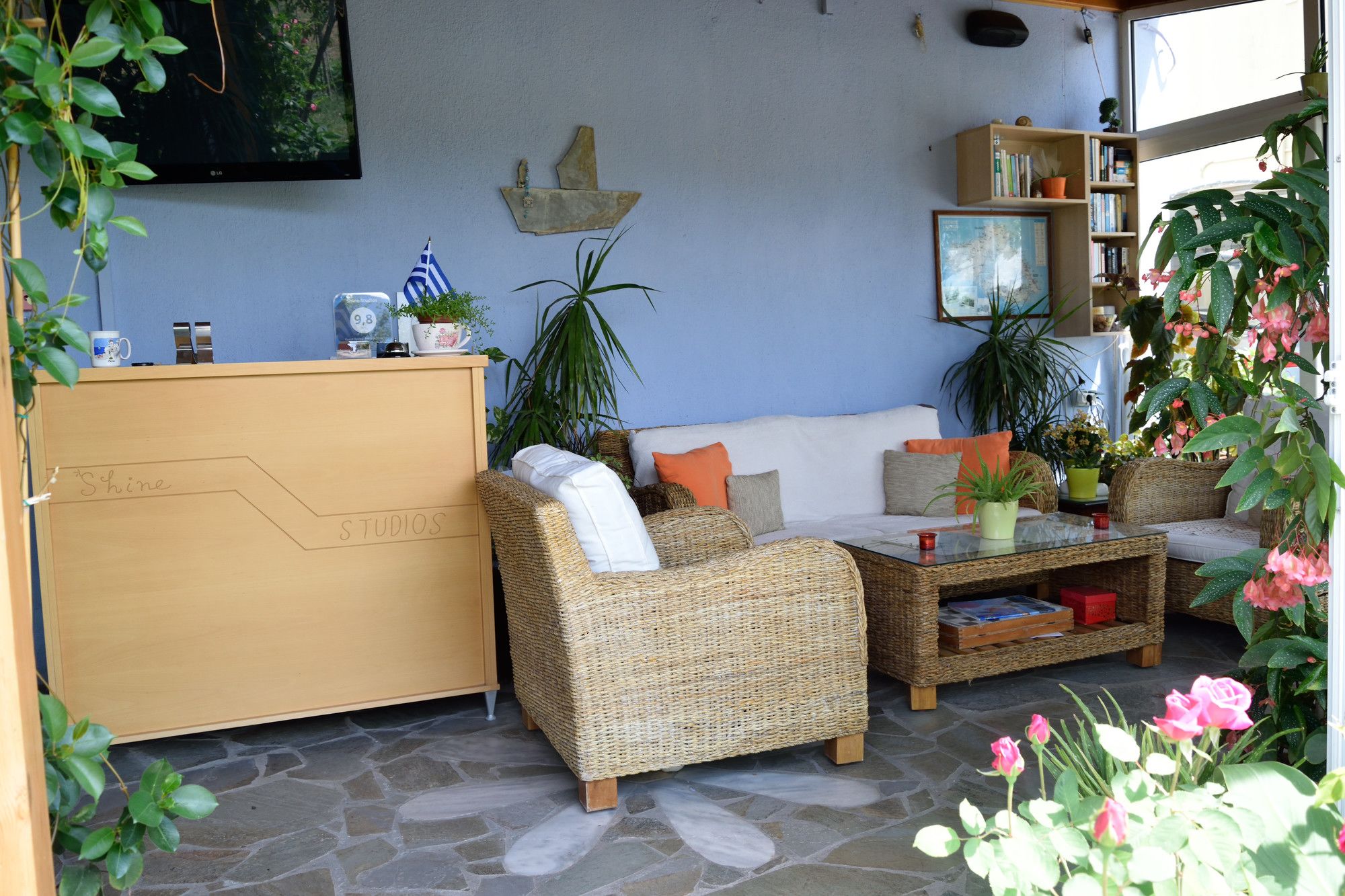 Фото Shine Studios