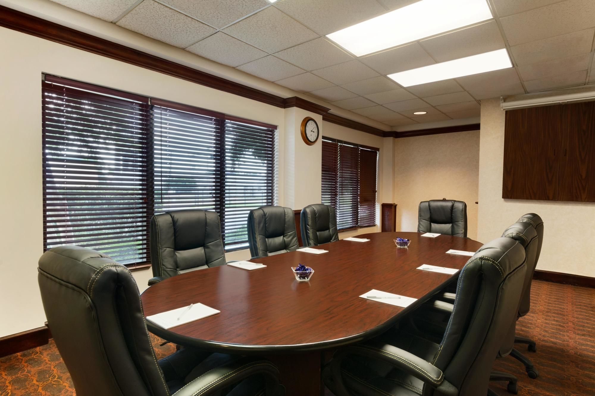 Фото Hampton Inn & Suites Jackson-Coliseum