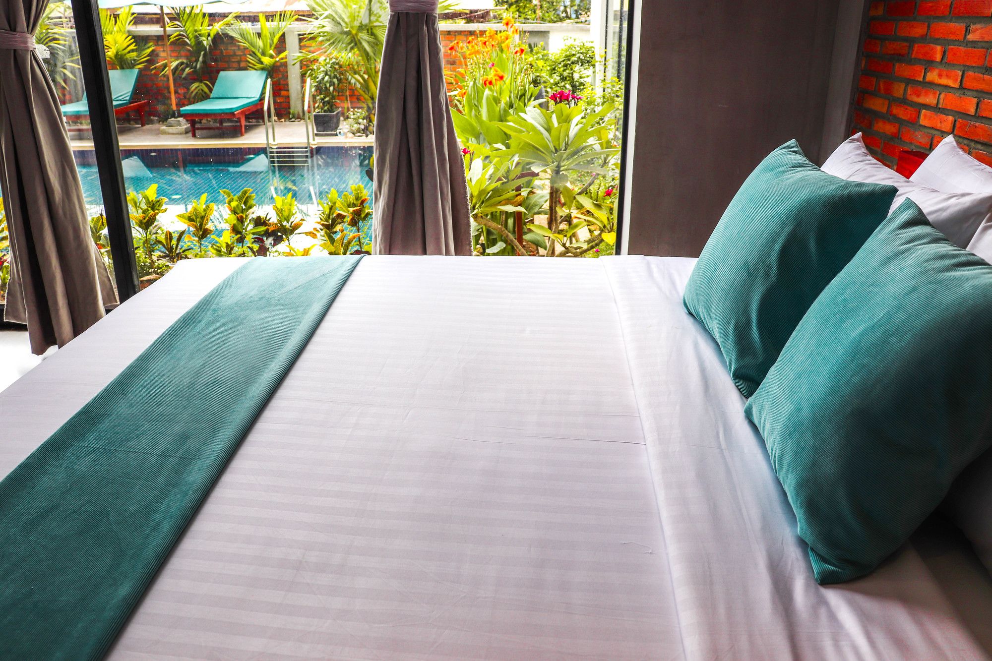 Фото Central Blanche Residence