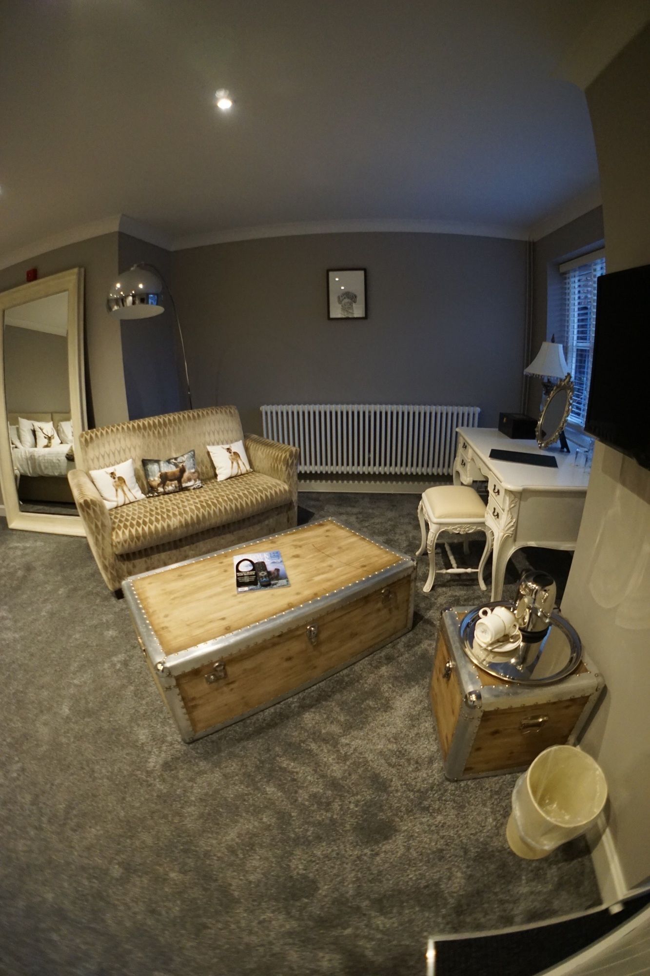 Фото Seckford Hall Hotel & SPA