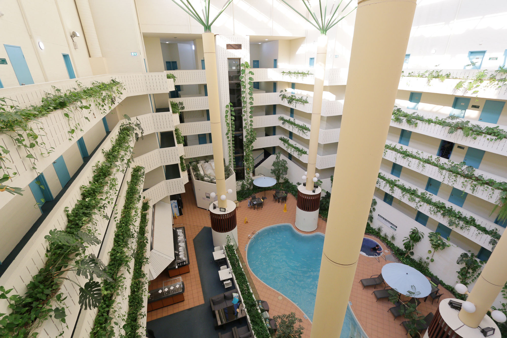 Фото Atrium Hotel Mandurah