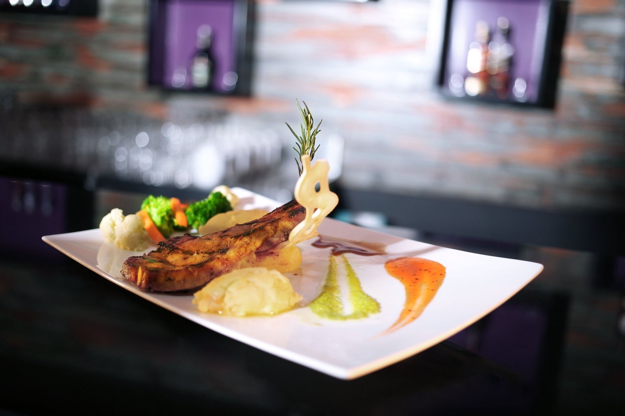 Фото Отель Aston Bojonegoro City Hotel