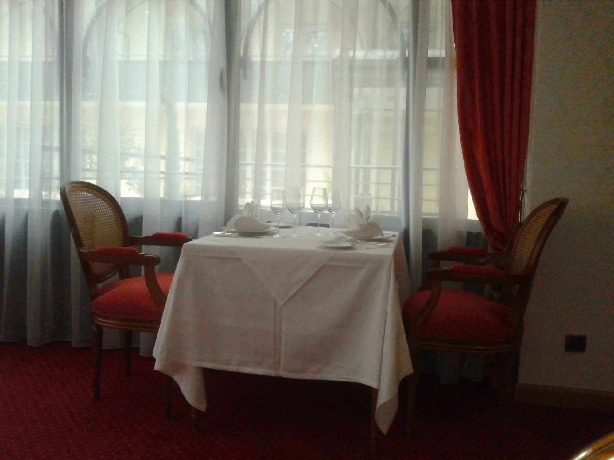 Фото Home Médicis Les Petites Roches