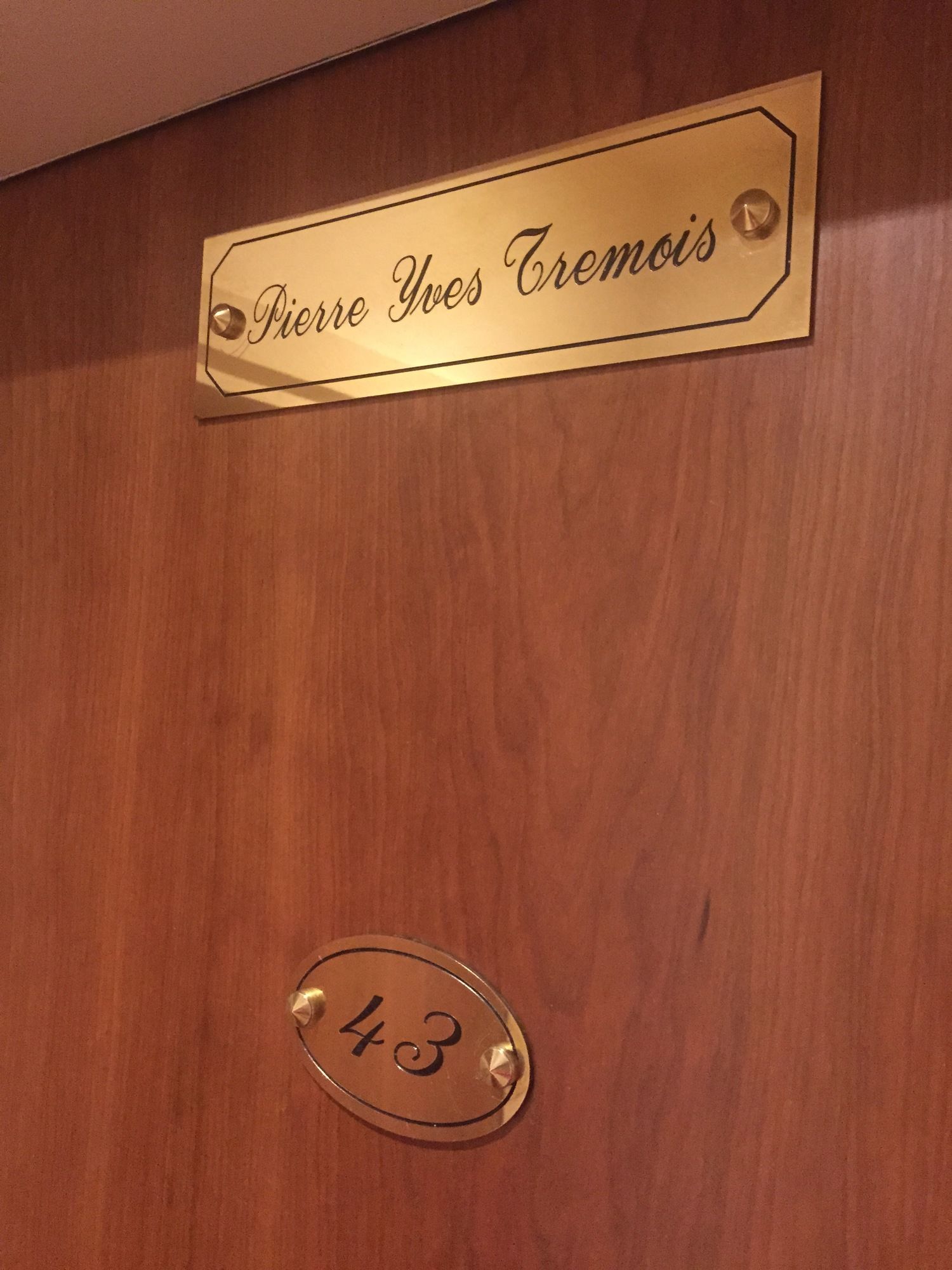 Фото Queens Boutique Hotel