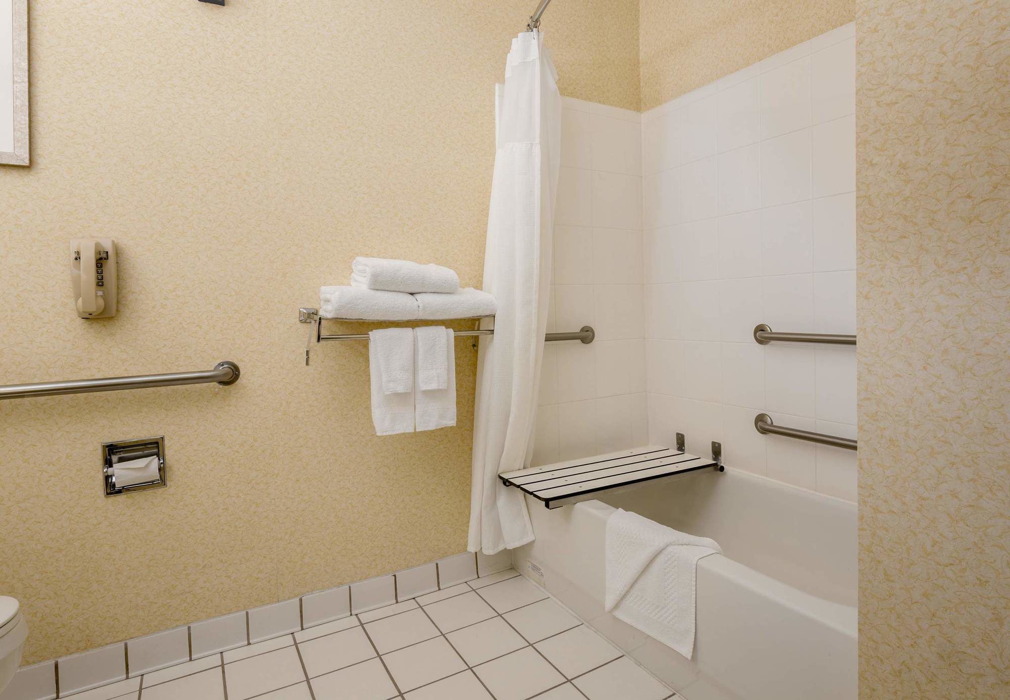 Фото Best Western Worlds of Fun Inn & Suites